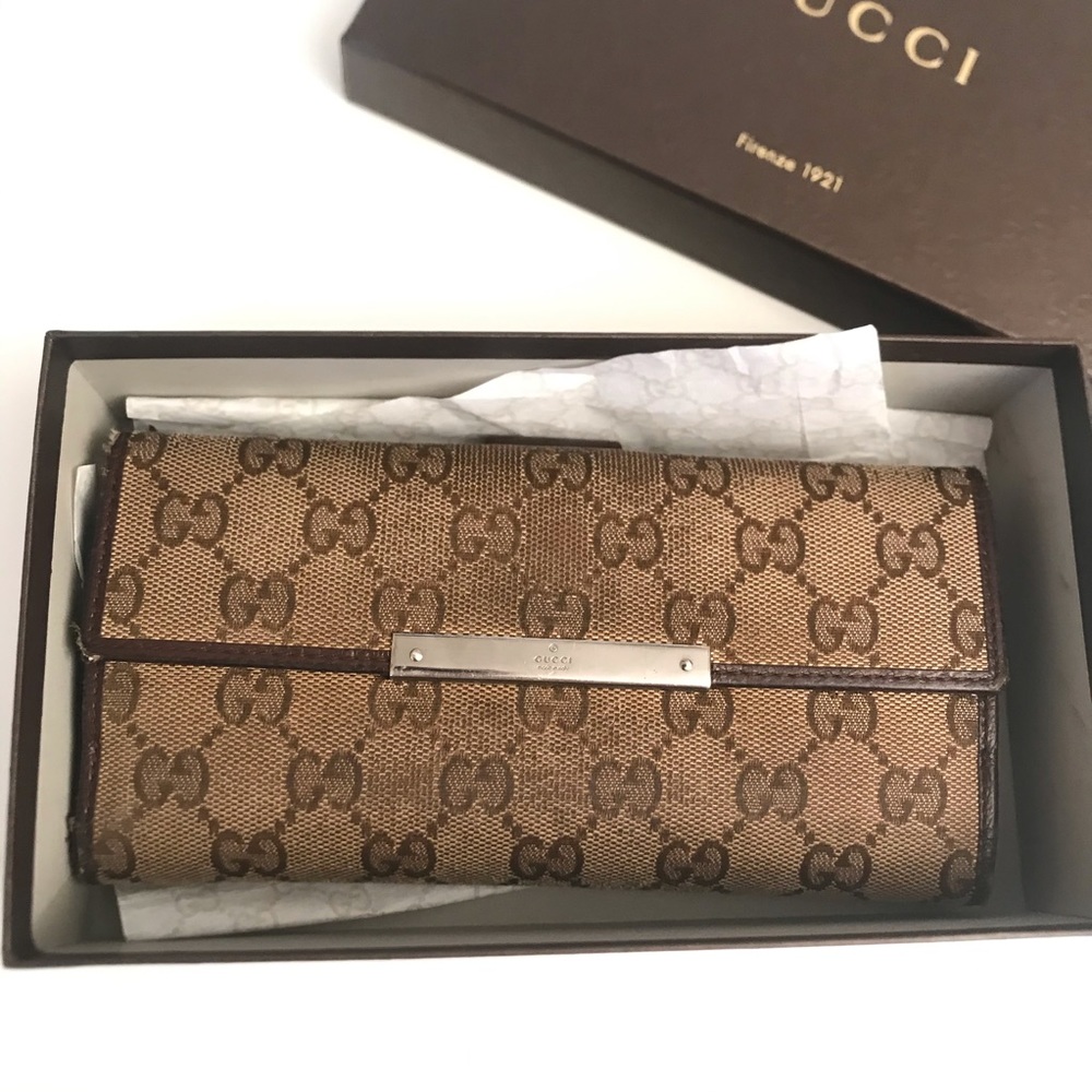 ❤️Gucci❤️ Metal Bar Continental Wallet